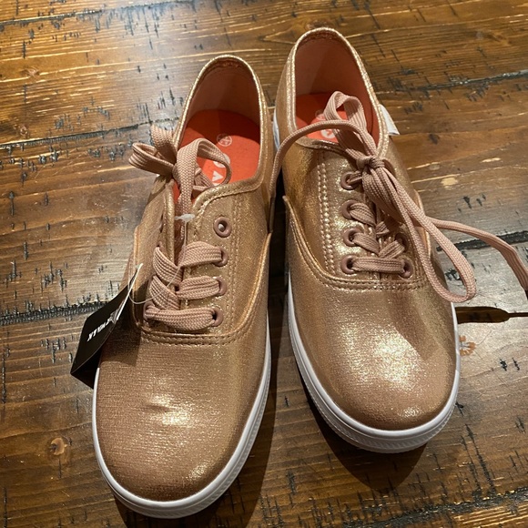 Airwalk Shoes - Airwalk Rose Gold Sparkle NWT SNEAKERS